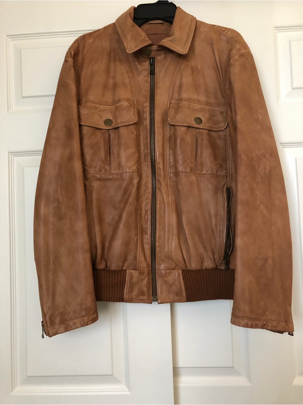 Roundtree & Yorke Tan Leather Bomber Jacket